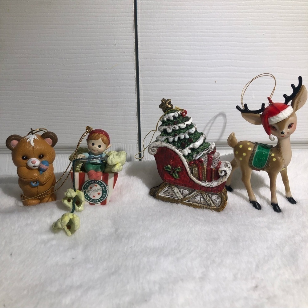 Set of 4 Plastic Christmas Ornaments